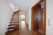 Diele und Treppenhaus EG - 