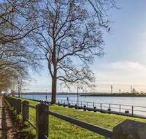 Ein Platz in der ersten Reihe - Wohnen mit Blick auf den Nord-Ostsee-Kanal - Kiel Holtenau