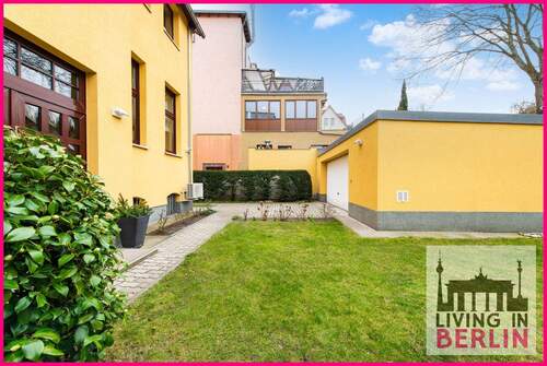 Haus nebst Garage - 6 Zimmer Mehrfamilienhaus, Wohnhaus in Berlin