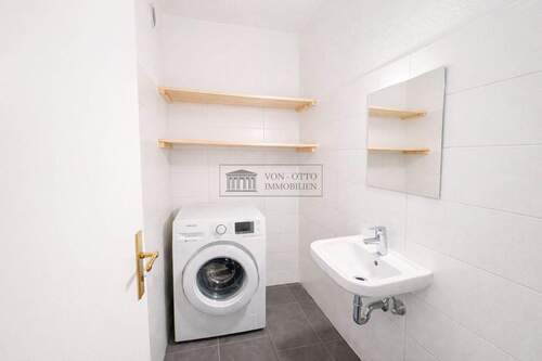 Praktischer Waschraum - 