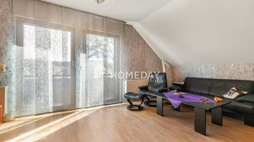 1. OG Wohnzimmer 1 - 