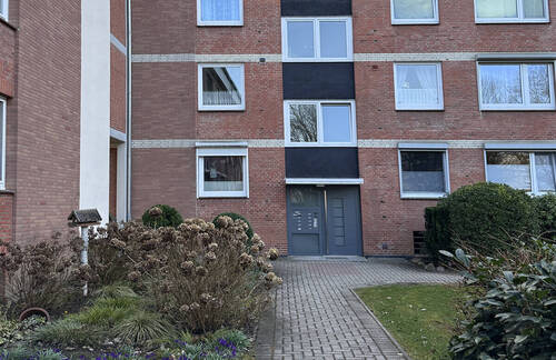 Hauseingang - 3 Zimmer Etagenwohnung in Hamburg