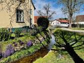 Wohnen im Denkmal - Denkmalcharme ! Große Erdgeschoss-Wohnung mit Terrasse und Garten