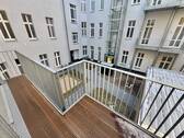 Balkon zum ruhigen Innenhof - 
