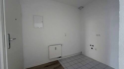 Küchenbereich - Etagenwohnung mit 33,90 m&sup2; in Rostock zum Kaufen