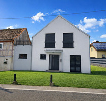 Entdecken Sie modernen Luxus in Naumburg: Elegantes Haus mit großem Garten und Kamin in ruhiger Lage! - Naumburg (Saale) Boblas