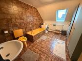 N5552 Bad mit Badewanne - 