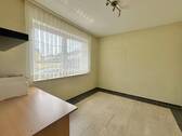 Kinder-/Arbeitszimmer - Erdgeschoss - 