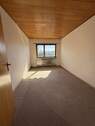 Schlafzimmer 2 OG - 