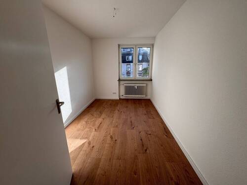 Zimmer 1 - Etagenwohnung mit 77,00 m² in Frankfurt am Main zur Miete