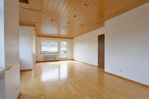 Bild2 - 4 Zimmer Etagenwohnung zur Miete in Coburg