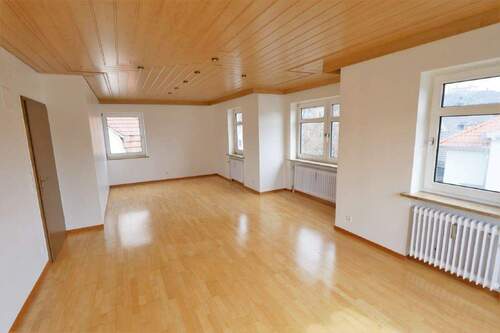 Bild4 - Etagenwohnung mit 118,00 m² in Coburg zur Miete