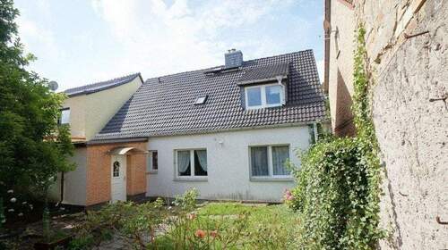 Hausansicht vom Freisitz - 