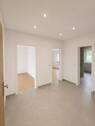 Flur.jpg - 2 Zimmer auf 63 m² mit Balkon - Stellplatz - EBK - Erstbezug