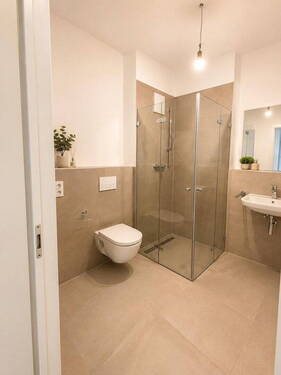 Badezimmer - 2 Zimmer Etagenwohnung zur Miete in Bamberg