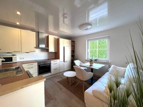 Küche EG - 4 Zimmer Mehrfamilienhaus, Wohnhaus in Manching