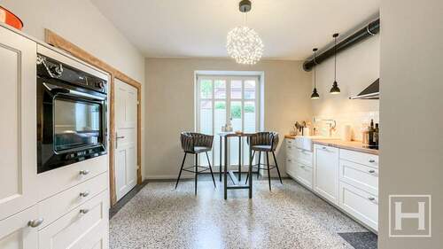 Küche Erdgeschoss - 9 Zimmer Mehrfamilienhaus, Wohnhaus zum Kaufen in Lentföhrden
