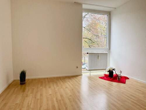 Schlafzimmer 2 - Kind - Büro - 