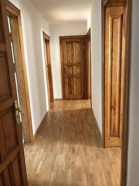 Flurbeipiel - Echtholzparket in alles WEs - 