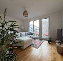 2 Zimmer, Einbauküche, Balkon mit Wasserblick - Berlin Köpenick