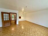 Wohnzimmer - Reihenmittelhaus mit 105,00 m² in Leverkusen zum Kaufen