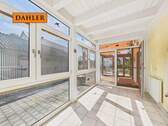 Wintergarten - Großes Einfamilienhaus in Ellgau