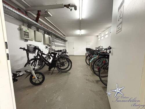 Gem. Fahrradraum - 