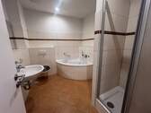 Referenszbild Bad - 2 Zimmer Etagenwohnung in Chemnitz
