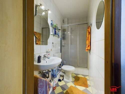 Wohnung 1 - Badezimmer - 