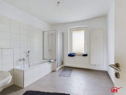 Wohnung 2- Badezimmer - 