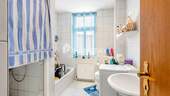 Wohnung 01 Badezimmer 1 - 