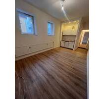 2-Zi. Wohnung mit großem eigenen Garten - Berlin Spandau