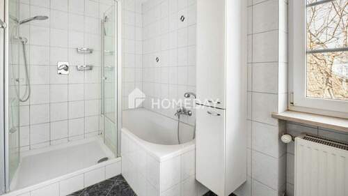 1. OG Badezimmer 1 - 