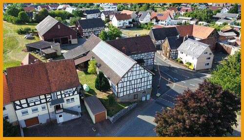 Seitenansicht auf das Objekt - 