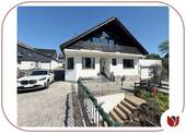 Haus mit Zufahrt, PKW-Stellplätzen - Einfamilienhaus mit 188,00 m&sup2; in Leichlingen zum Kaufen