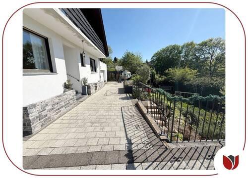 Zufahrt zur Garage - 