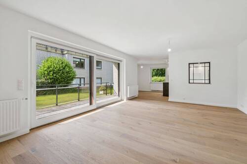 Wohn-/Essbereich - 2 Zimmer Etagenwohnung zum Kaufen in Hamburg / Poppenbüttel