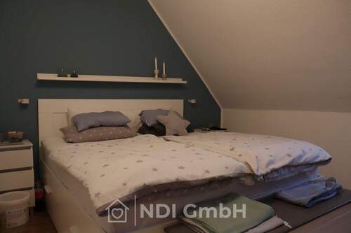 Schlafzimmer - Doppelhaushälfte mit 74,00 m&sup2; in Kummerfeld zum Kaufen