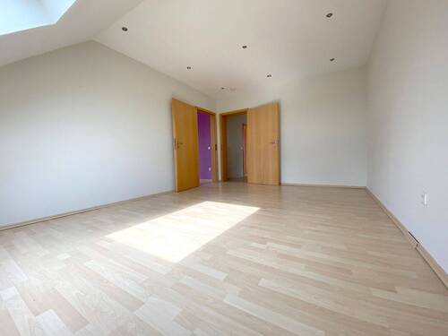 Wohnzimmer_OG_03.JPG - 