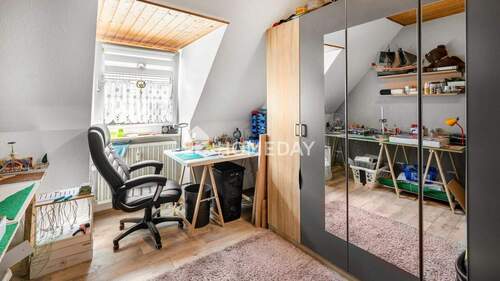 Büro 1 - 