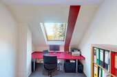 Arbeitszimmer im Obergeschoss - 