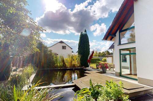 Teichanlage - 5 Zimmer Einfamilienhaus in Bestensee