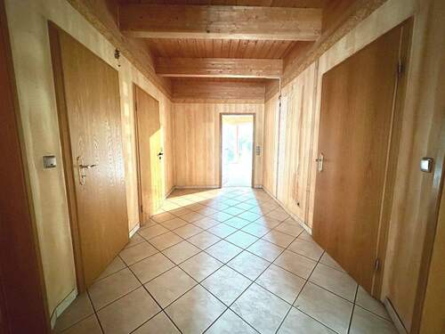 Flur - 3 Zimmer Etagenwohnung zum Kaufen in Schöppenstedt