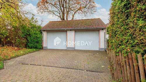 Garage - 4 Zimmer Doppelhaushälfte in Herne