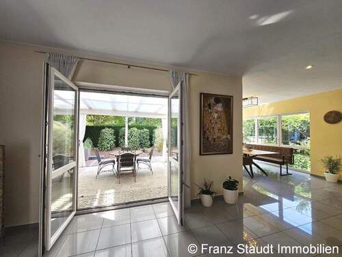 Blick zur Terrasse - 