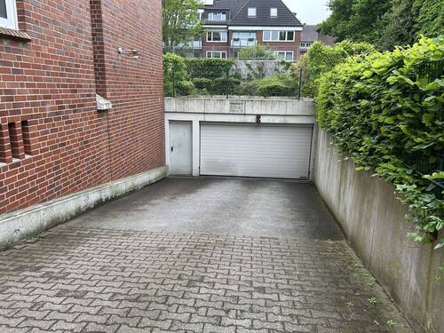 Tiefgarageneinfahrt - 2 Zimmer Etagenwohnung in Münster