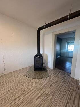 Bild 2 - 8 Zimmer Mehrfamilienhaus, Wohnhaus zum Kaufen in Neunkirchen