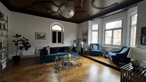 IMG-20260110-WA0025.jpg - Einziehen und Aufleben - Attraktive 5 Zimmer Wohnung mit Balkon an der Bucher Straße von Nürnberg