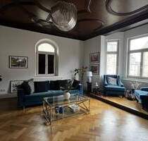 Einziehen und Aufleben - Attraktive 5 Zimmer Wohnung mit Balkon an der Bucher Straße von Nürnberg