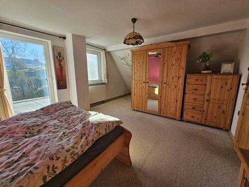 Schlafzimmer 1 OG - 